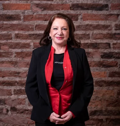 GLORIA SIMONETTI - SECRETARIA GENERAL